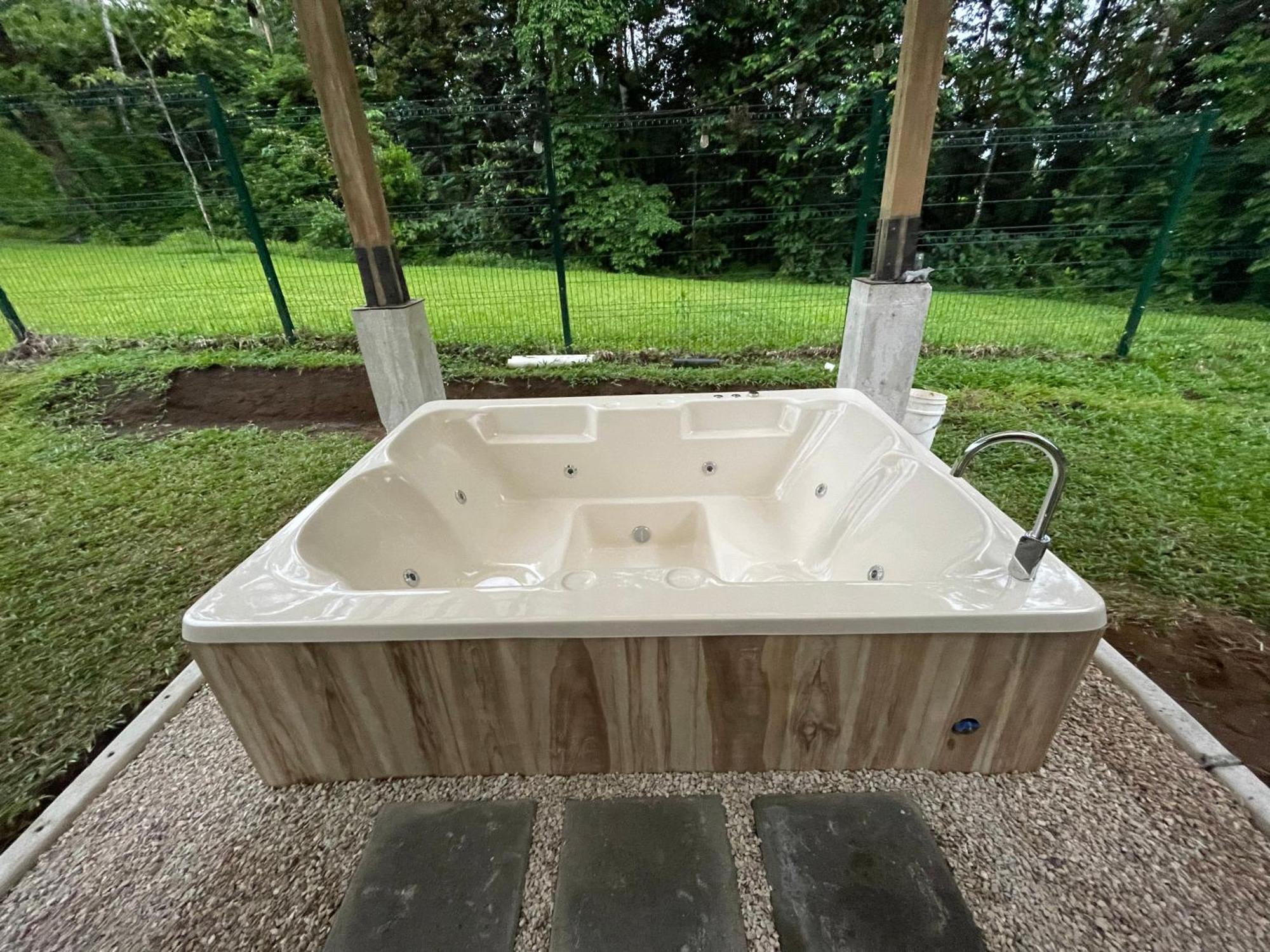 River Paradise Villa With Private Jacuzzi La Fortuna Exterior foto